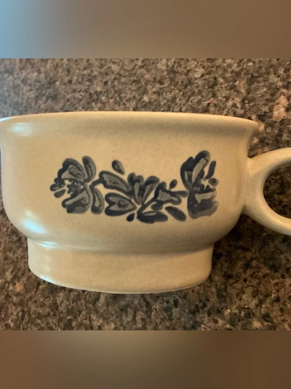 Pfaltzgraff Yorktowne Blue Floral Flat Coffee Cup/Soup Cups (1)